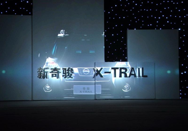 东风日产 奇骏 2012款 2.5L XV 至尊版 CVT 4WD