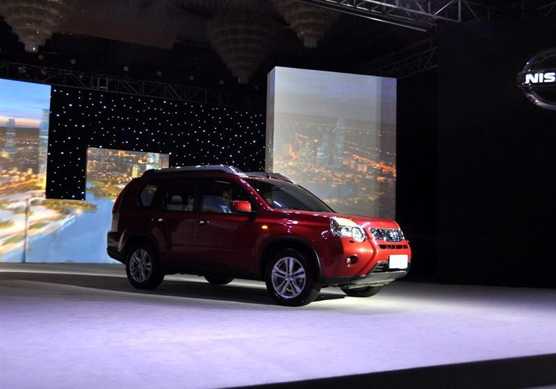 东风日产 奇骏 2012款 2.5L XV 至尊版 CVT 4WD