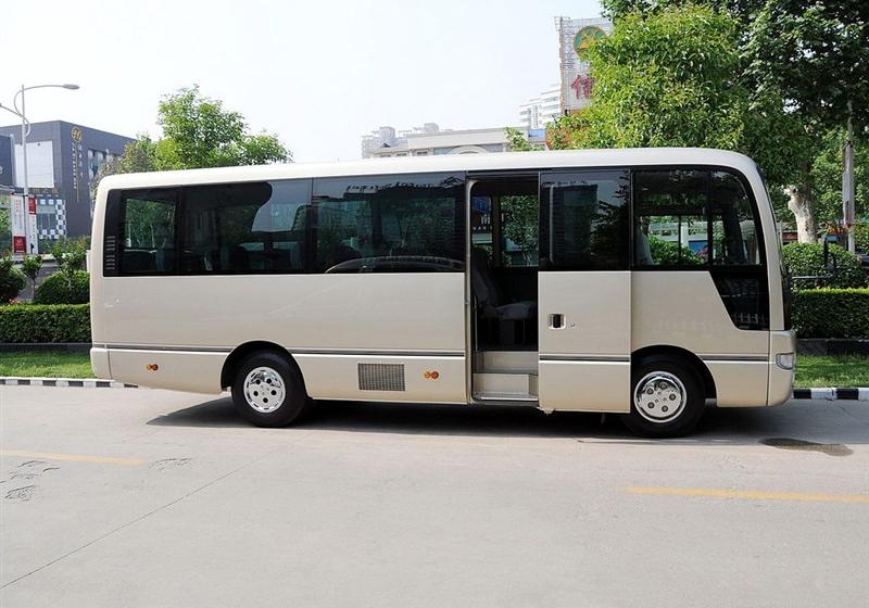 日产(进口) 碧莲 2011款 4.5L-VIP