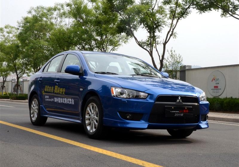 东南汽车 三菱翼神 2012款 1.8L 贺岁版舒适型CVT