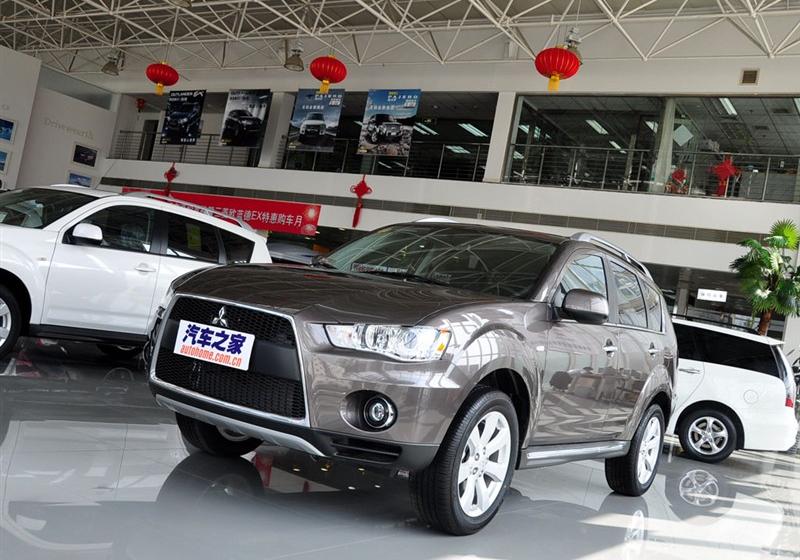 三菱(进口) OUTLANDER EX 2012款 劲界 3.0 豪华导航版