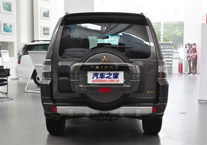 三菱(进口) 帕杰罗(进口) 2012款 3.0L 精英超越版