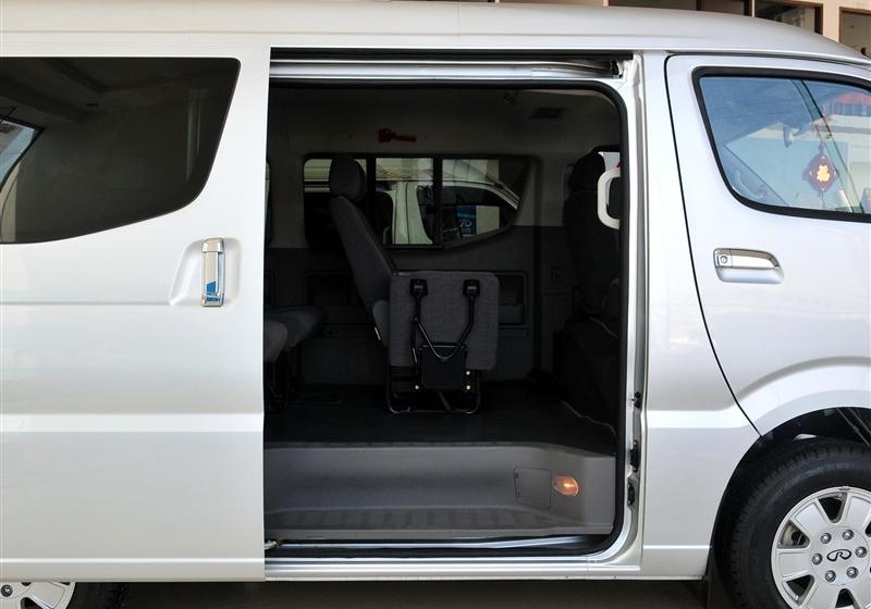 奇瑞汽车 威麟H3 2011款 2.0L豪华型