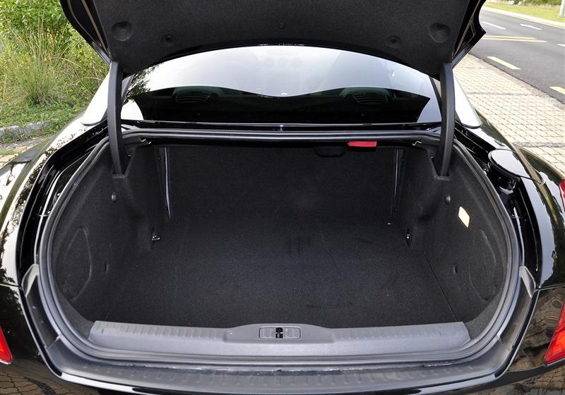 标致RCZ  2011款 1.6T 豪华运动型