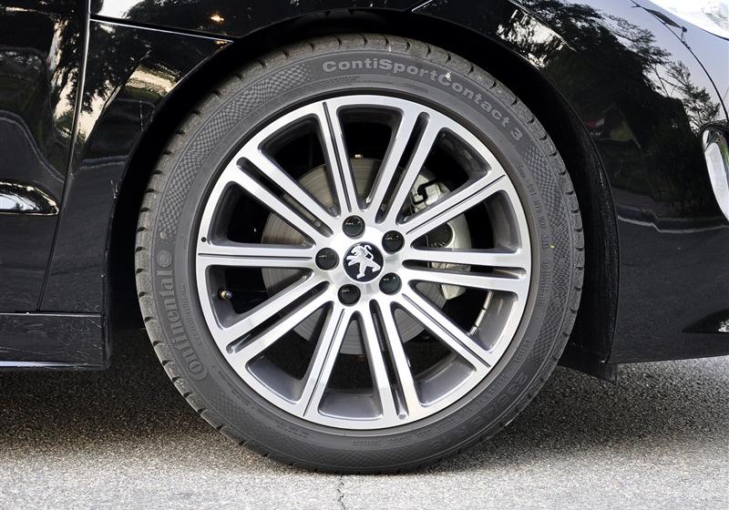 标致RCZ  2011款 1.6T 豪华运动型