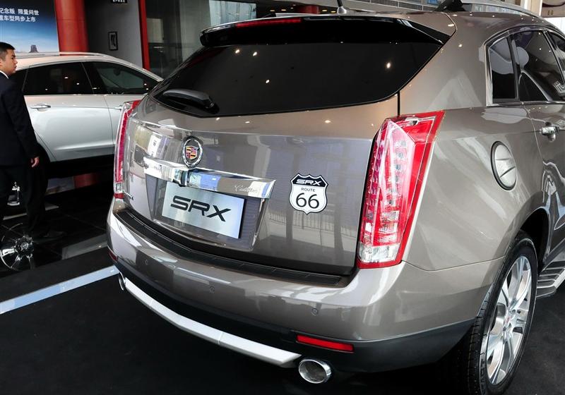 凯迪拉克SRX  2012款 3.0L 领先型