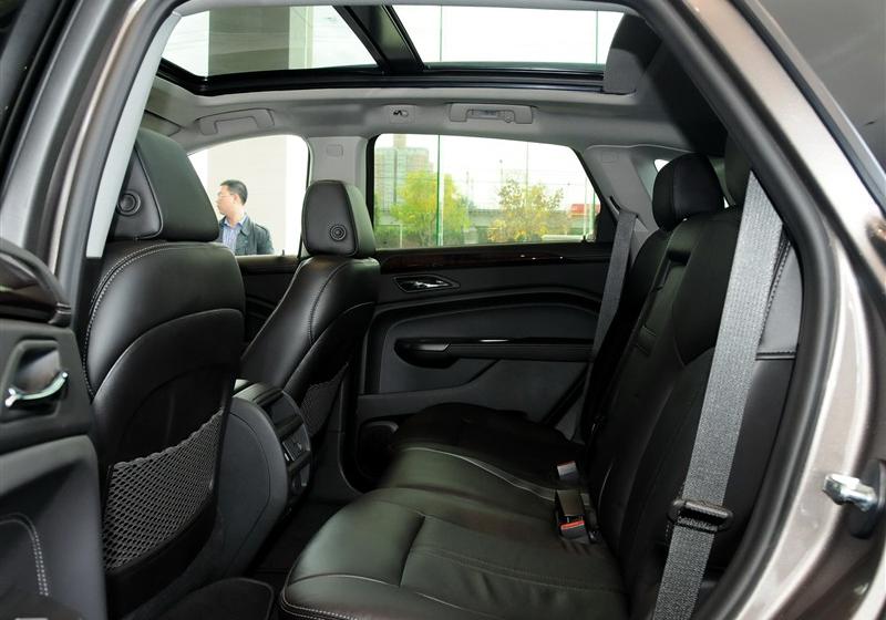 凯迪拉克SRX  2012款 3.0L 领先型