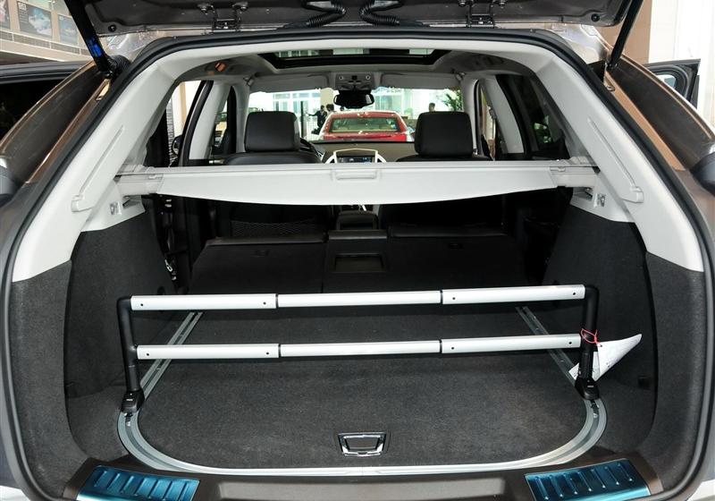凯迪拉克SRX  2012款 3.0L 领先型