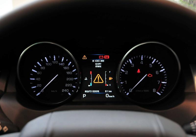 极光  2012款 2.0T 5门耀动版