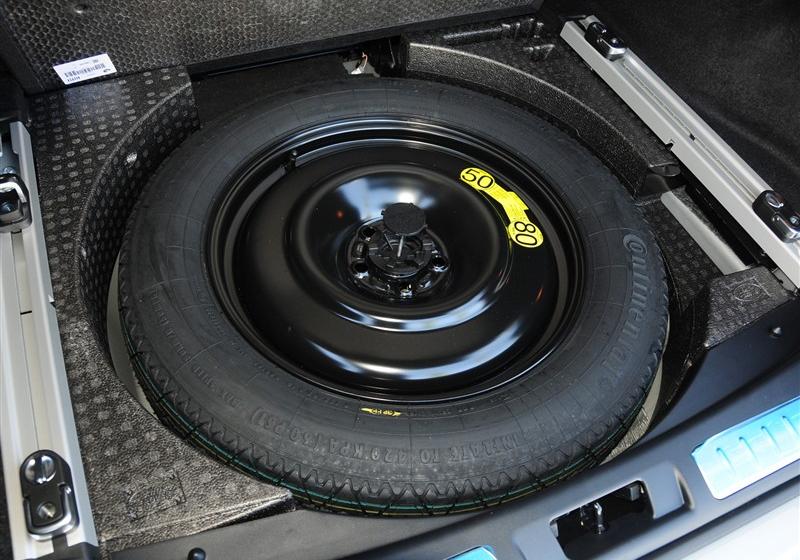 极光  2012款 2.0T 3门耀动版