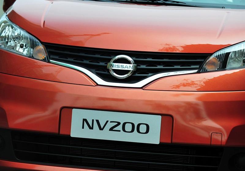 日产NV200  2010款 1.6 尊贵型 232座