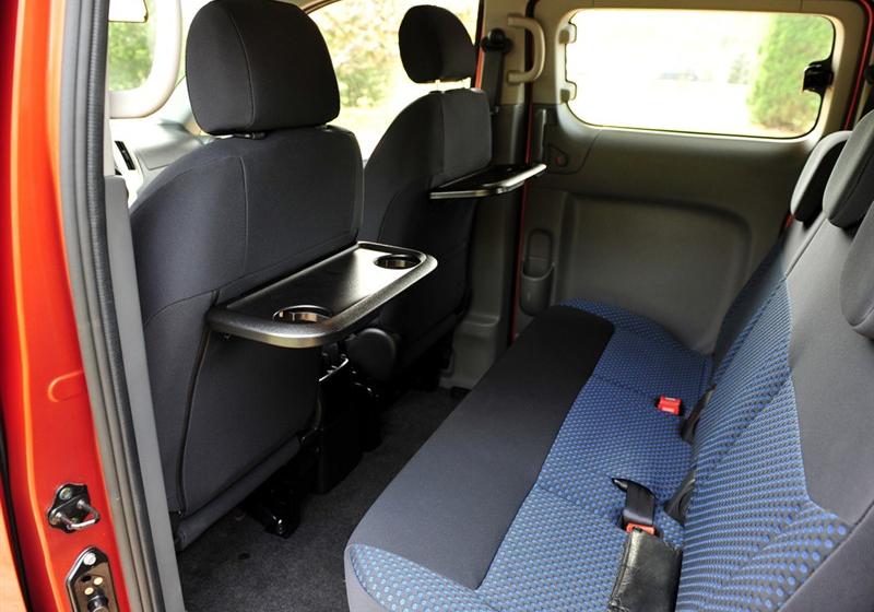 日产NV200  2010款 1.6 尊贵型 232座
