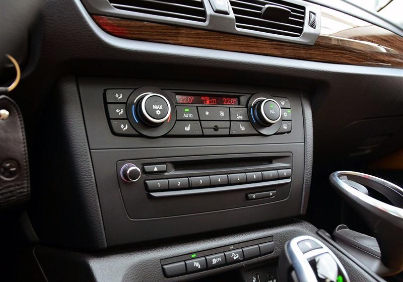 华晨宝马 宝马X1 2012款 xDrive20i豪华型