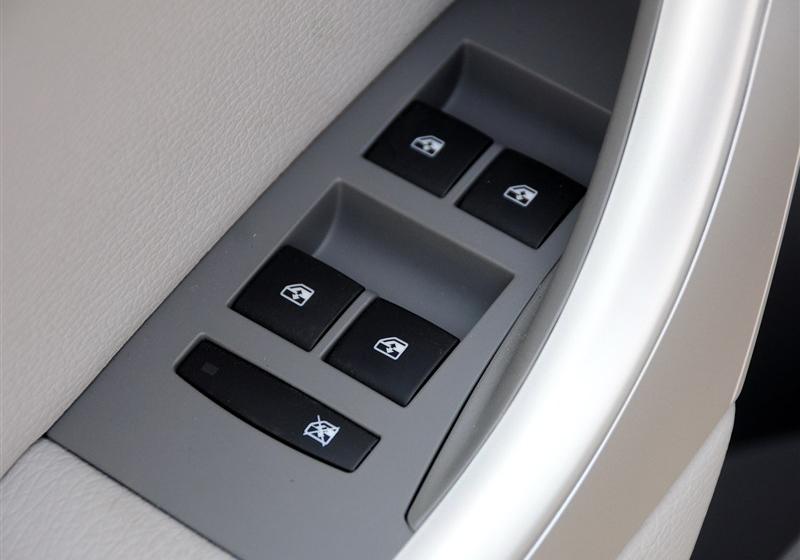 通用别克 英朗 2012款 XT 1.6L 自动时尚版