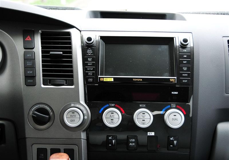 丰田(进口) 坦途Tundra 2011款 5.7 标准型