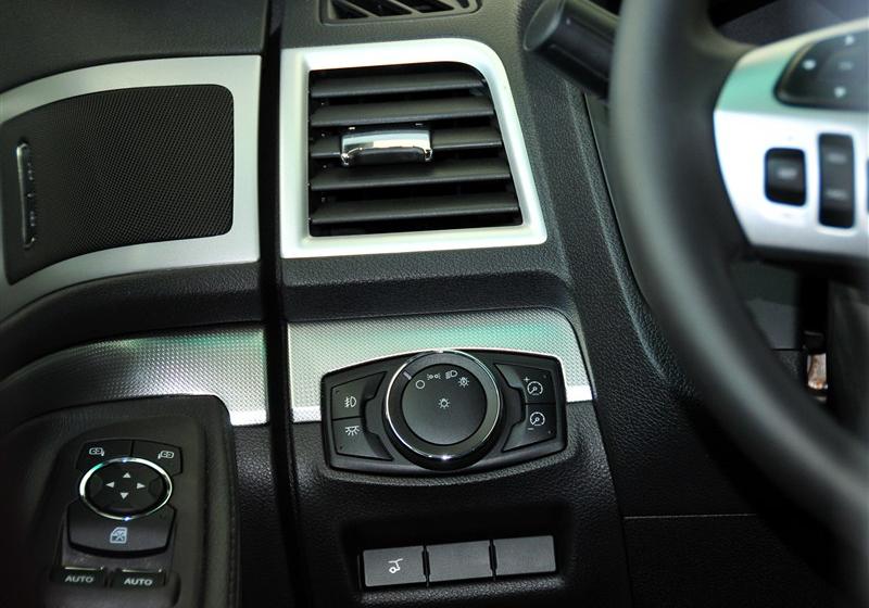 福特(进口) Explorer 2011款 3.5 XLT