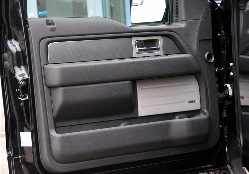 福特(进口) 福特F-150 2011款 6.2L SVT Raptor SuperCrew