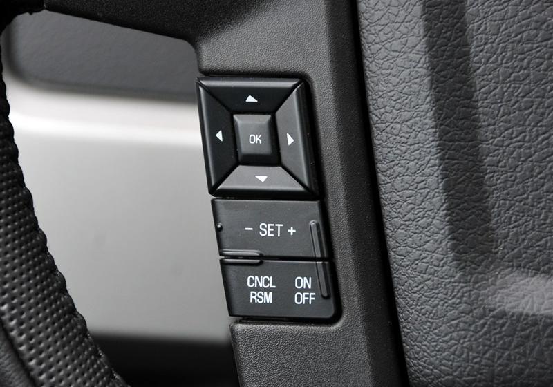福特(进口) 福特F-150 2011款 6.2L SVT Raptor SuperCrew