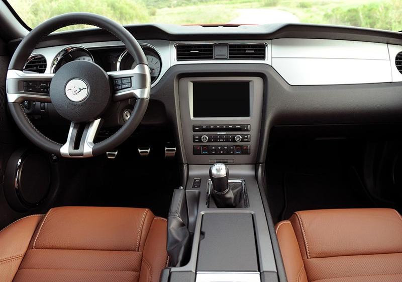 福特(进口) 野马 2012款 3.7L V6手动豪华型