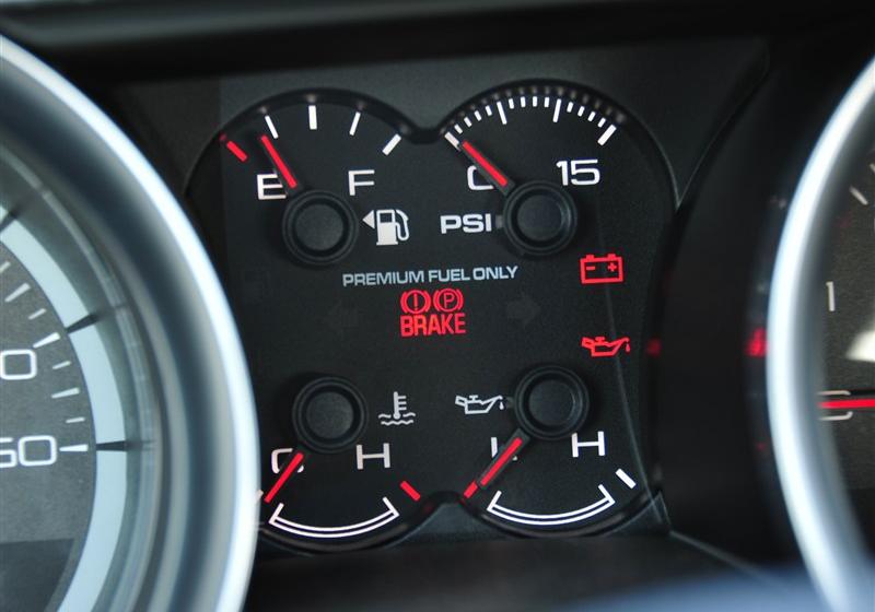 福特(进口) 野马 2012款 GT500 手动豪华型
