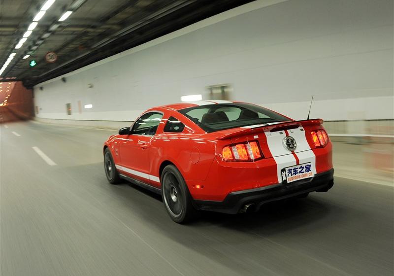 福特(进口) 野马 2012款 GT500 手动豪华型