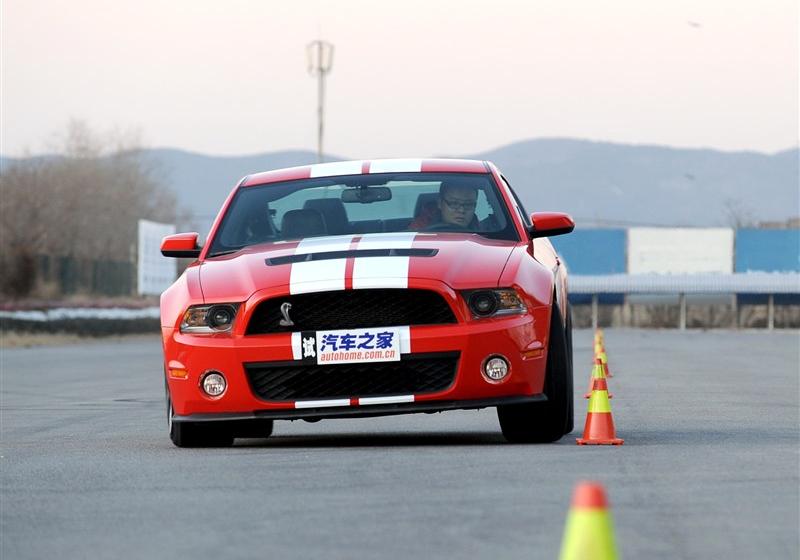 福特(进口) 野马 2012款 GT500 手动豪华型