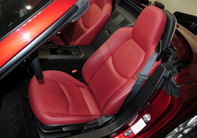 光冈自动车 Himiko女王 2010款 2.0L Premium