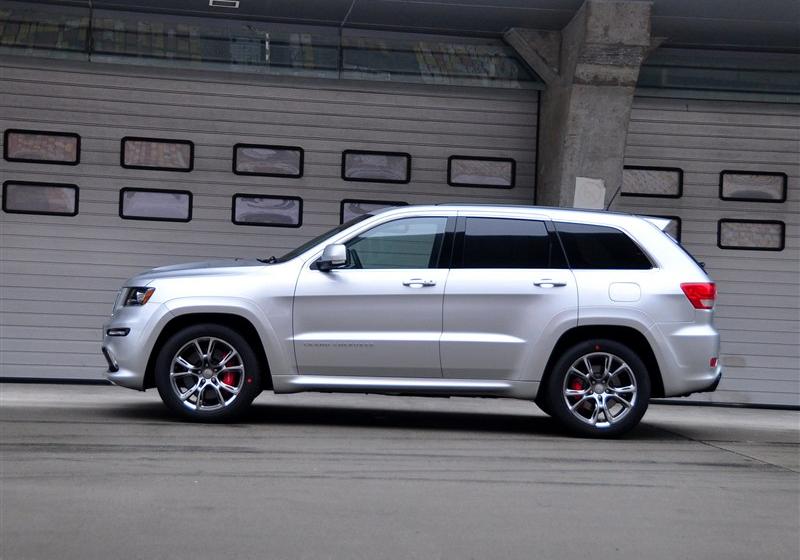 Jeep吉普 大切诺基(进口) 2012款 6.4 SRT8