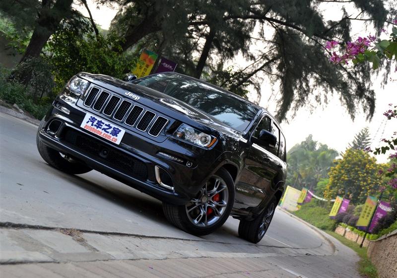 Jeep吉普 大切诺基(进口) 2012款 6.4 SRT8