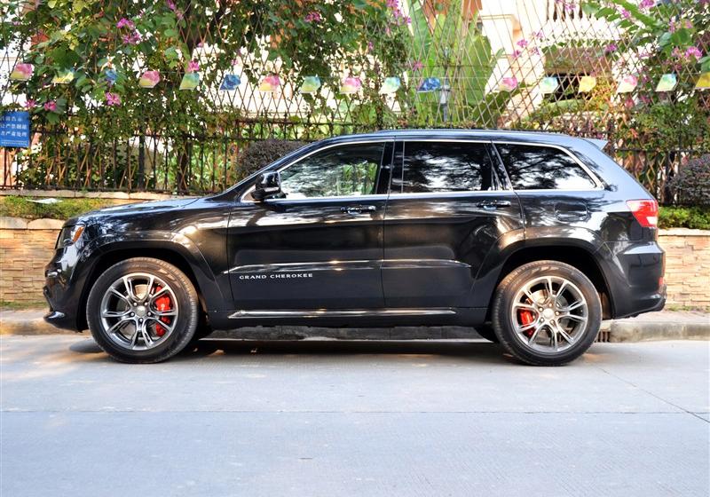 Jeep吉普 大切诺基(进口) 2012款 6.4 SRT8