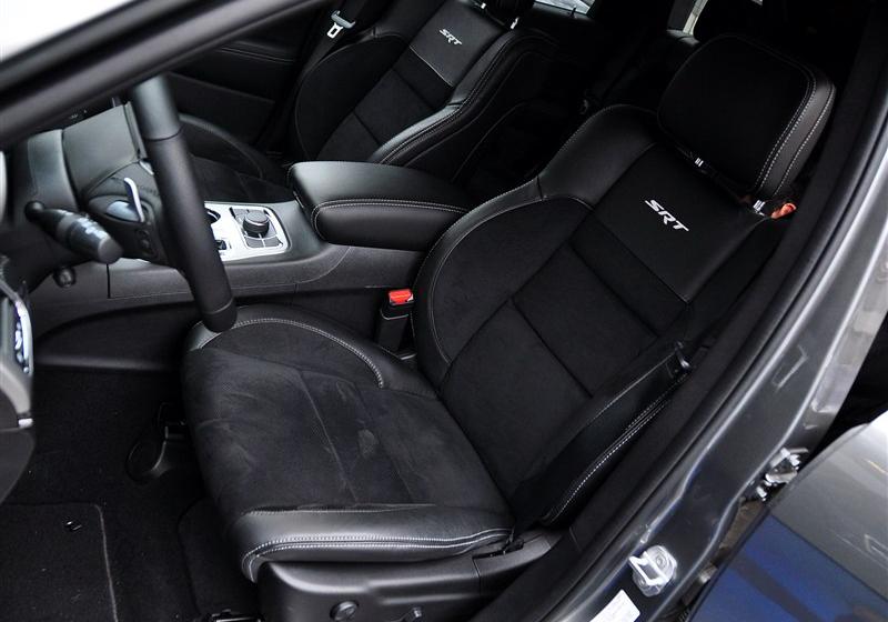 Jeep吉普 大切诺基(进口) 2012款 6.4 SRT8