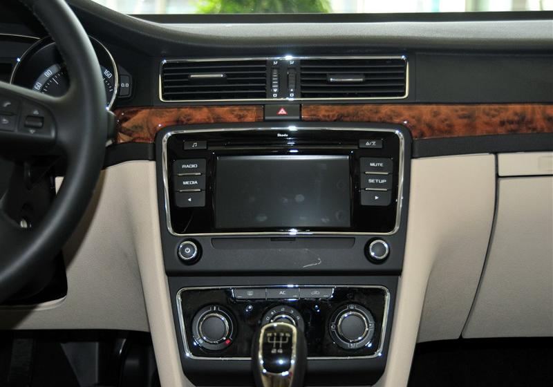 上海大众斯柯达 昊锐 2012款 1.8TSI MT优雅版