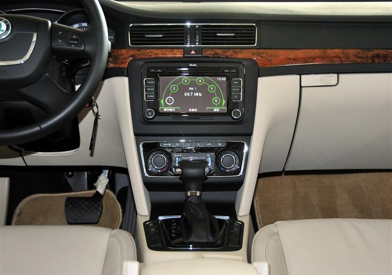 上海大众斯柯达 昊锐 2012款 1.8TSI AT贵雅版