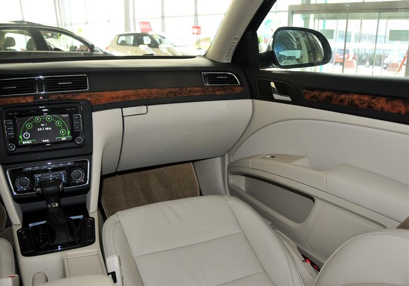上海大众斯柯达 昊锐 2012款 1.8TSI AT贵雅版