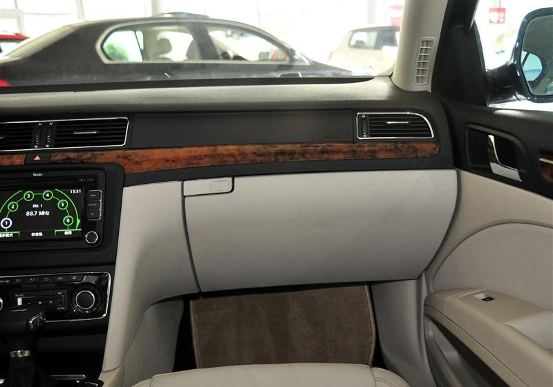 上海大众斯柯达 昊锐 2012款 1.8TSI AT贵雅版