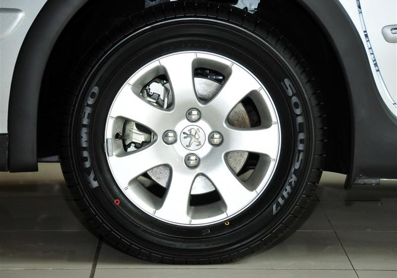 标致307  2012款 1.6 手动CROSS