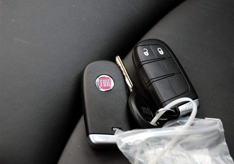菲跃  2012款 2.4L 豪华型