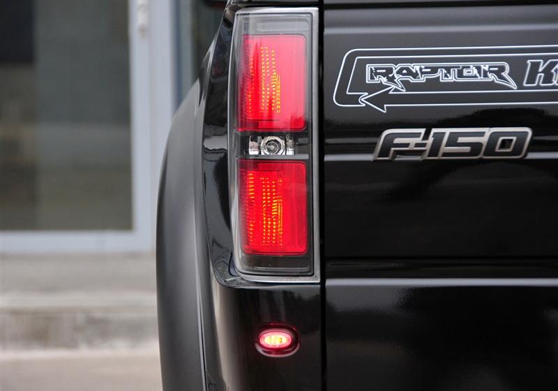 福特F-150  2011款 6.2L SVT Raptor SuperCrew