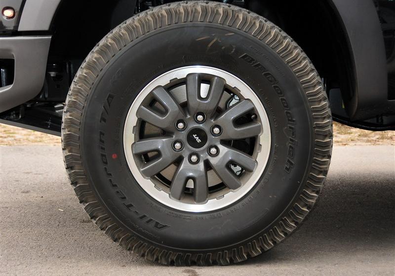 福特F-150  2011款 6.2L SVT Raptor SuperCrew