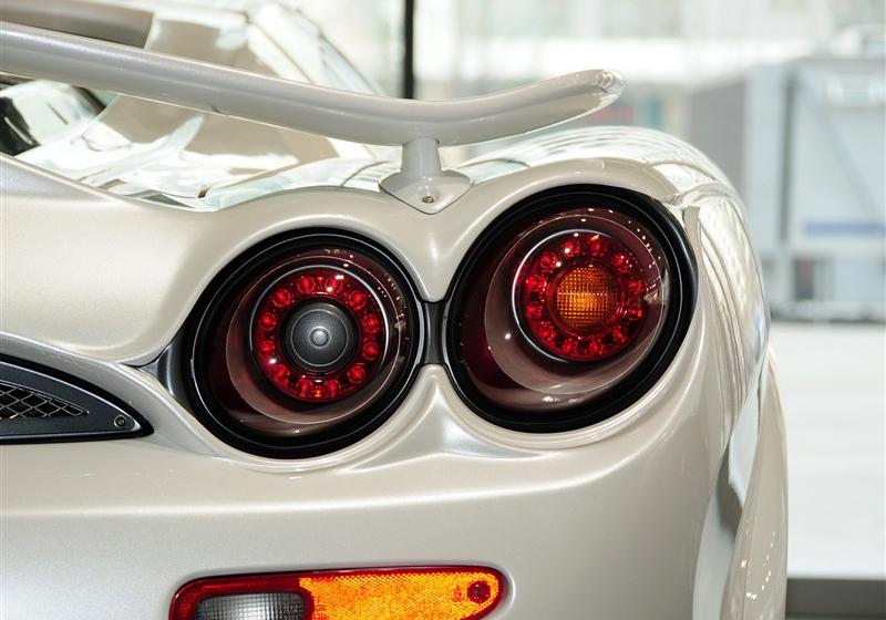 大蛇  2010款 3.3 AT基本型