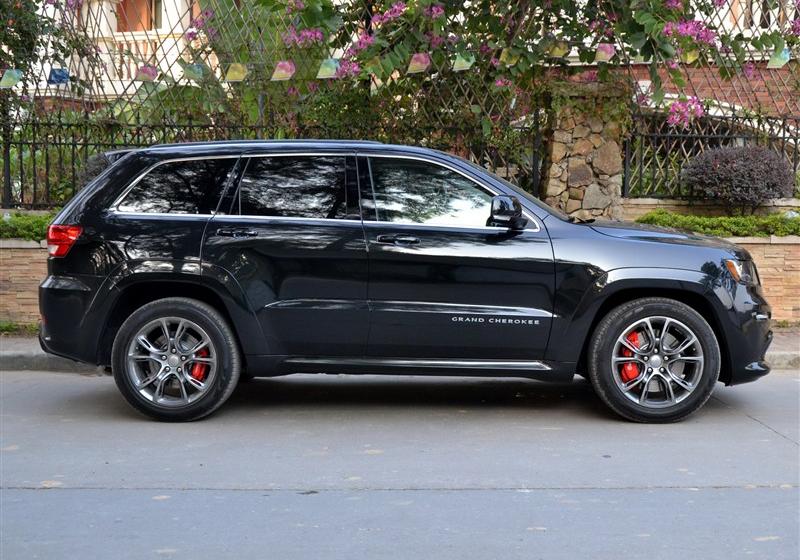 大切诺基(进口)  2012款 6.4 SRT8