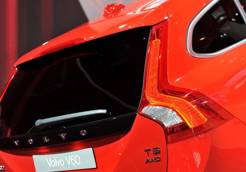 沃尔沃V60  2012款 3.0 T6 R-Design
