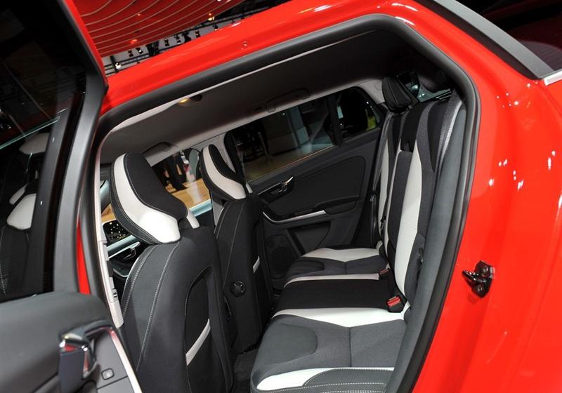 沃尔沃V60  2012款 3.0 T6 R-Design