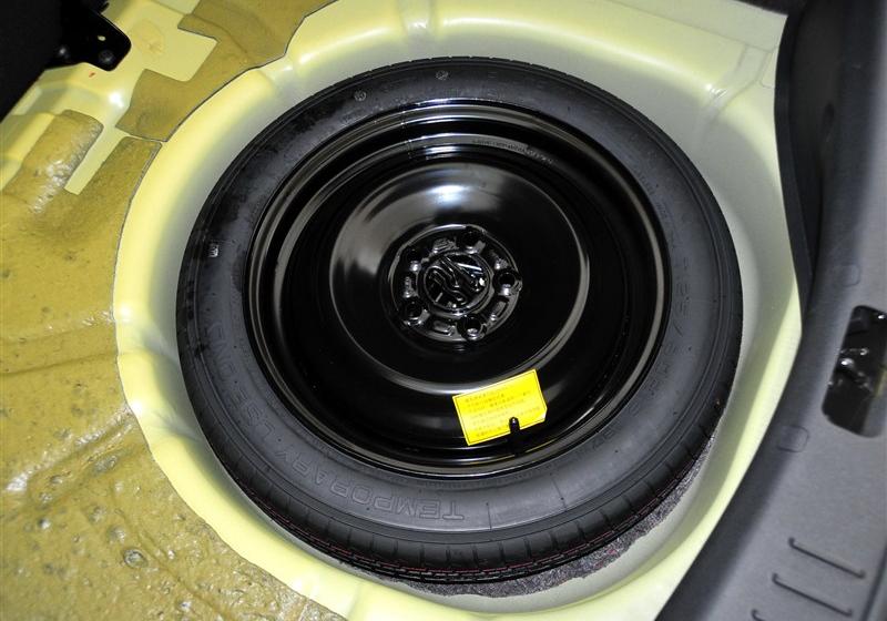 福克斯  2012款 两厢经典 1.8 AT基本型