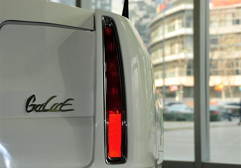 嘉路  2010款 3.7L 敞篷版