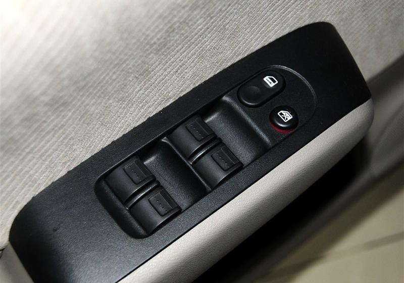 理念S1  2012款 1.5L MT舒适型