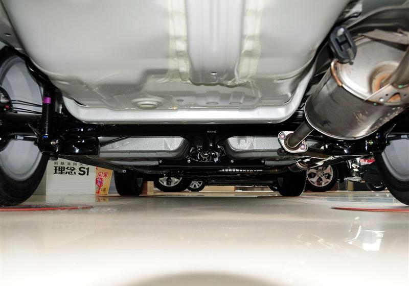 理念S1  2012款 1.5L MT舒适型