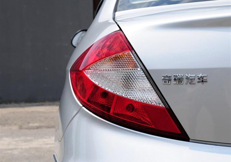 奇瑞A3  2012款 三厢 1.6CVT 进取型
