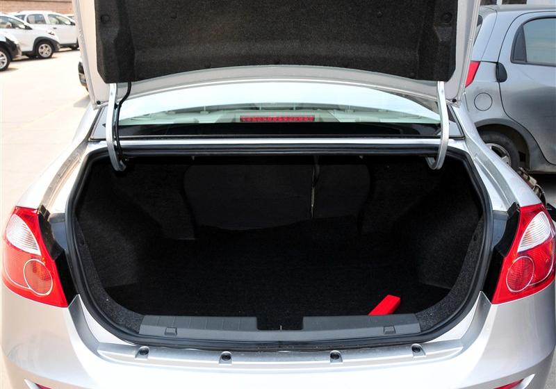 瑞麒G3  2012款 1.6L CVT豪华型