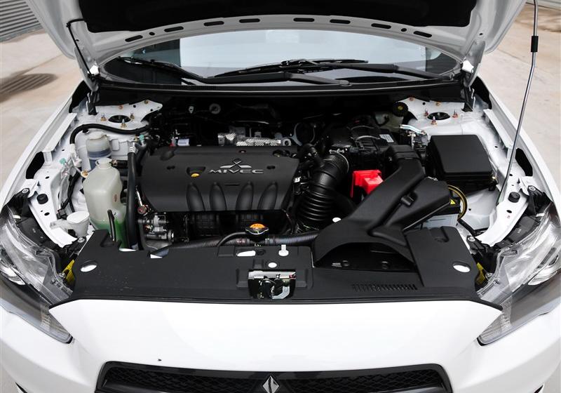 三菱翼神  2012款 2.0L 致炫版旗舰型CVT